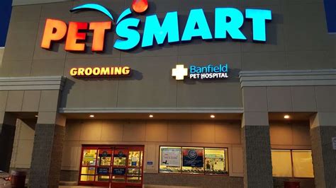 Petsmart frederick md - Posted 10:36:27 AM. ABOUT OUR STORES: Working at PetSmart is not a job, it’s a community of those who work together for…See this and similar jobs on LinkedIn.